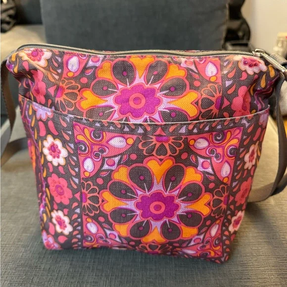 LeSportsac Floral Crossbody/Shoulder Bag - Picture 5 of 8